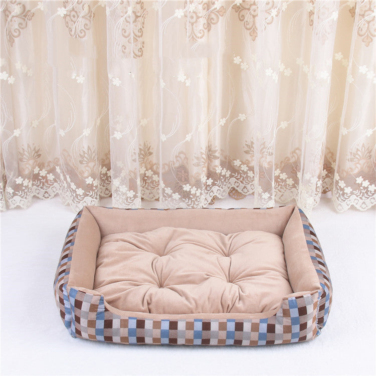 Cozy Pet Bed – Soft Dog Mattress & Cat Bed for All Seasons